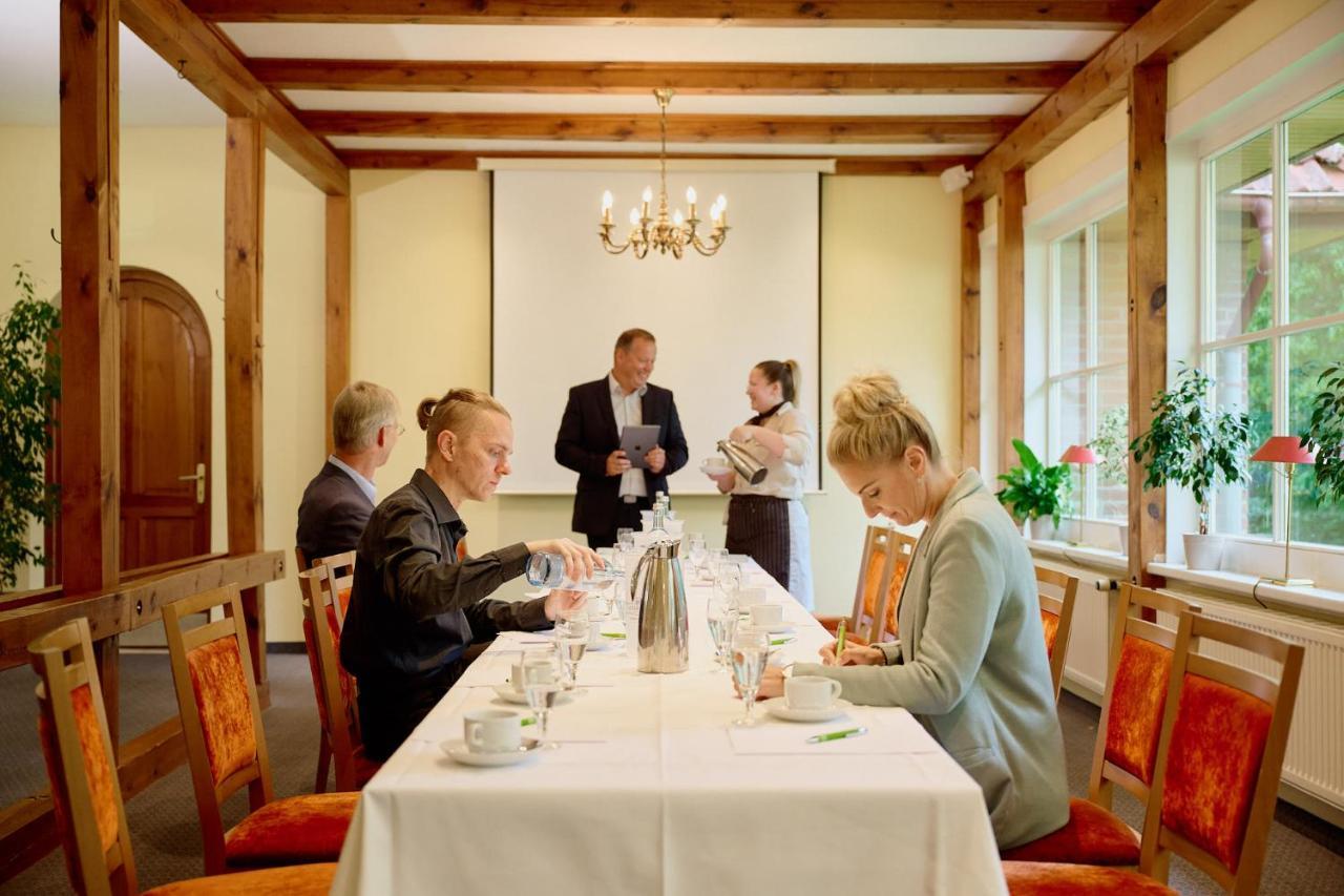 Waldhotel Forsthaus Hainholz Pritzwalk Exteriör bild